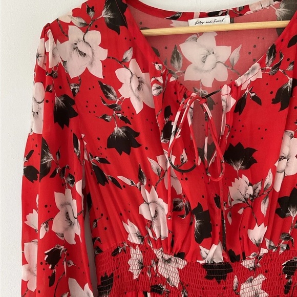 Lily and Lionel Floral Red Maxi Dress Size Small Shirred Waist Tie Neck - Picture 6 of 8